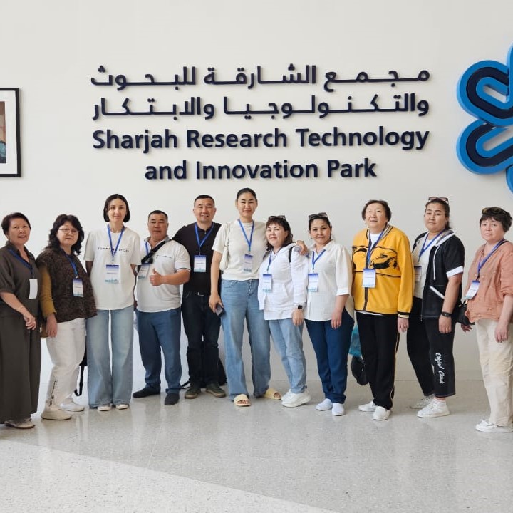 Guided architectural tour exploring contemporary urban planning in Abu Dhabi | atravel.pro