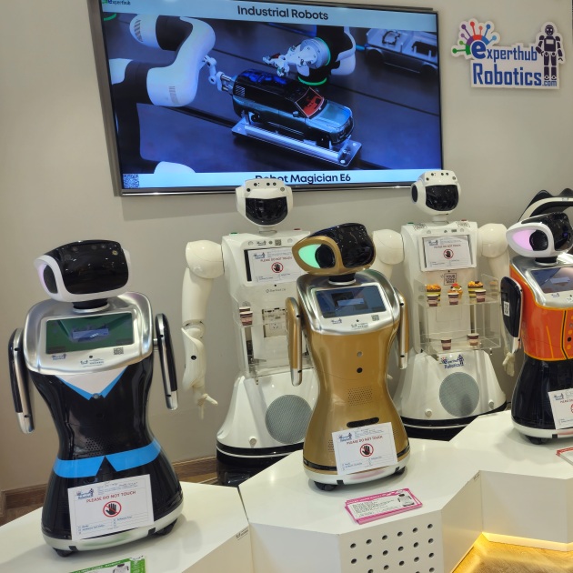 Dedicated presentation zone and meeting room setup at an international forum | atravel.pro